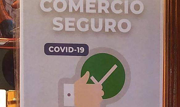 Cartel de establecimiento seguro en Guareña.