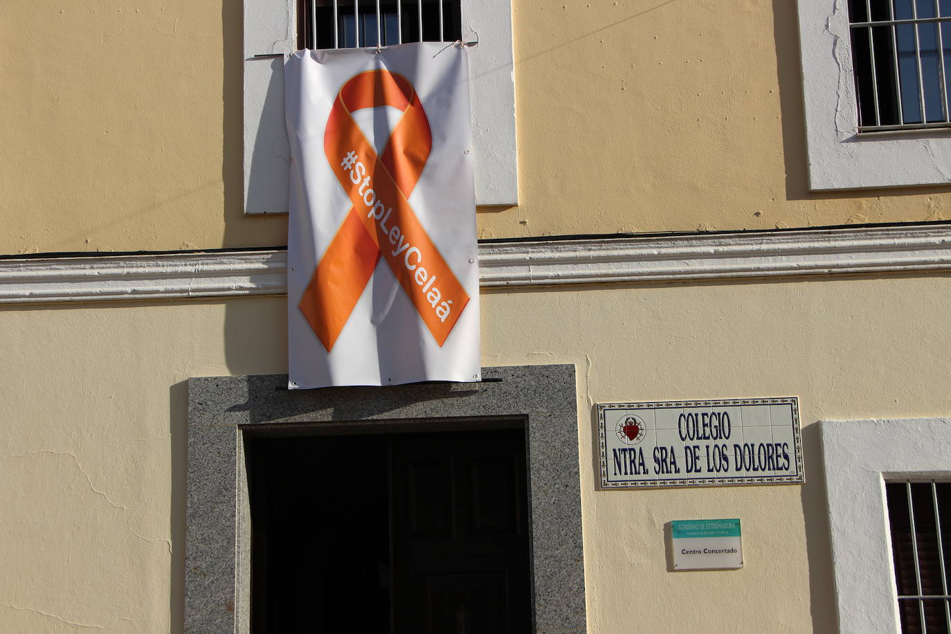 El colegio Nuestra Señora de los Dolores muestra su malestar con la 'ley Celáa'