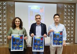 Marisol Heras, Abel González y Fernando Pascual presentando los carteles anunciadores de Amaterarte.