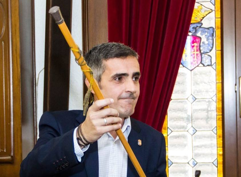 Imagen de archivo que hoy volverá a repetirse cuatro años después investir alcalde a Abel González.