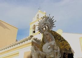 María Santísima de la Amargura en el momento de salir la procesión desde San Gregorio.
