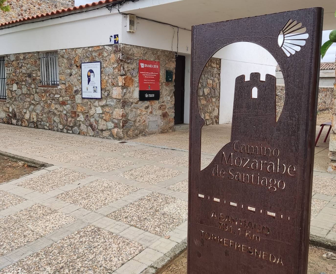 Albergue del peregrino en Torrefresneda.