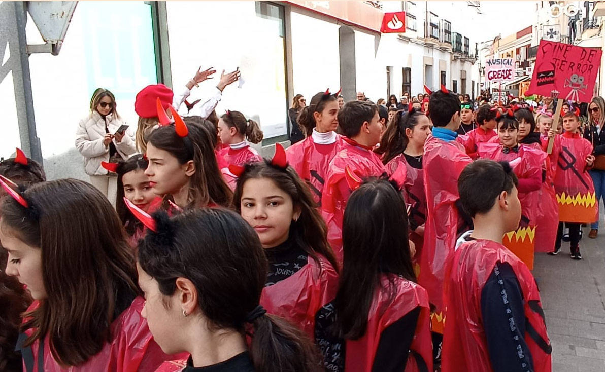 36 comparsas inscritas en el Desfile del Carnaval de Guareña 