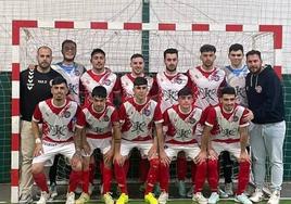 Foto de familia del equipo FS Guareña en Valencia del Ventoso donde ganó 1-2.