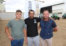 Los tres ganadores del concurso: Víctor Sanabria (2º), Luis Ponce (1º) y Manuel García (3º).