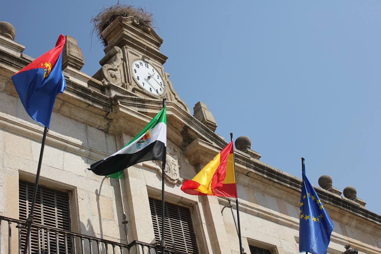 El Pleno aprobó los presupuestos municipales para 2016 con un consolidado de gastos de más de 7 millones de euros