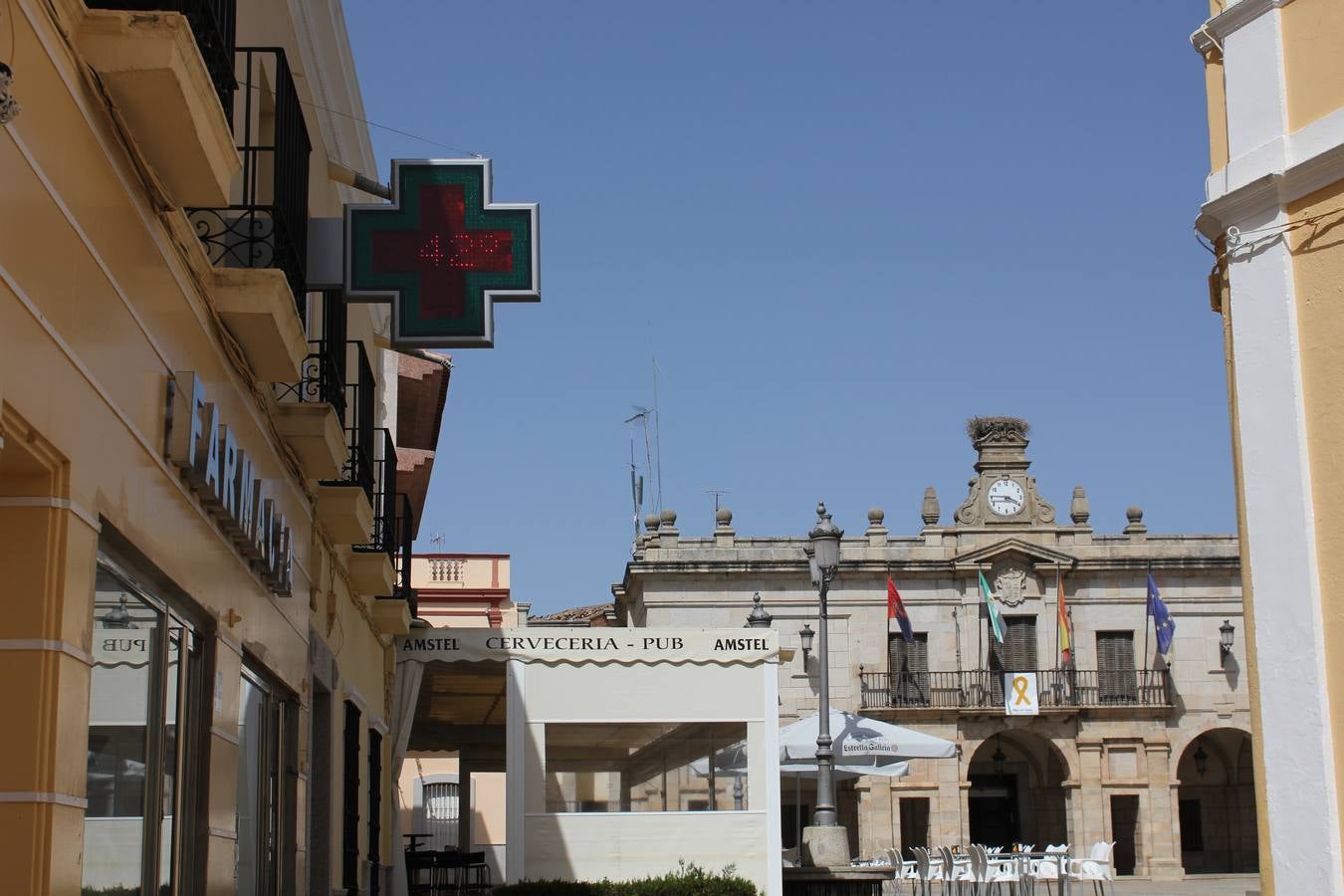 Ni un alma por la calle