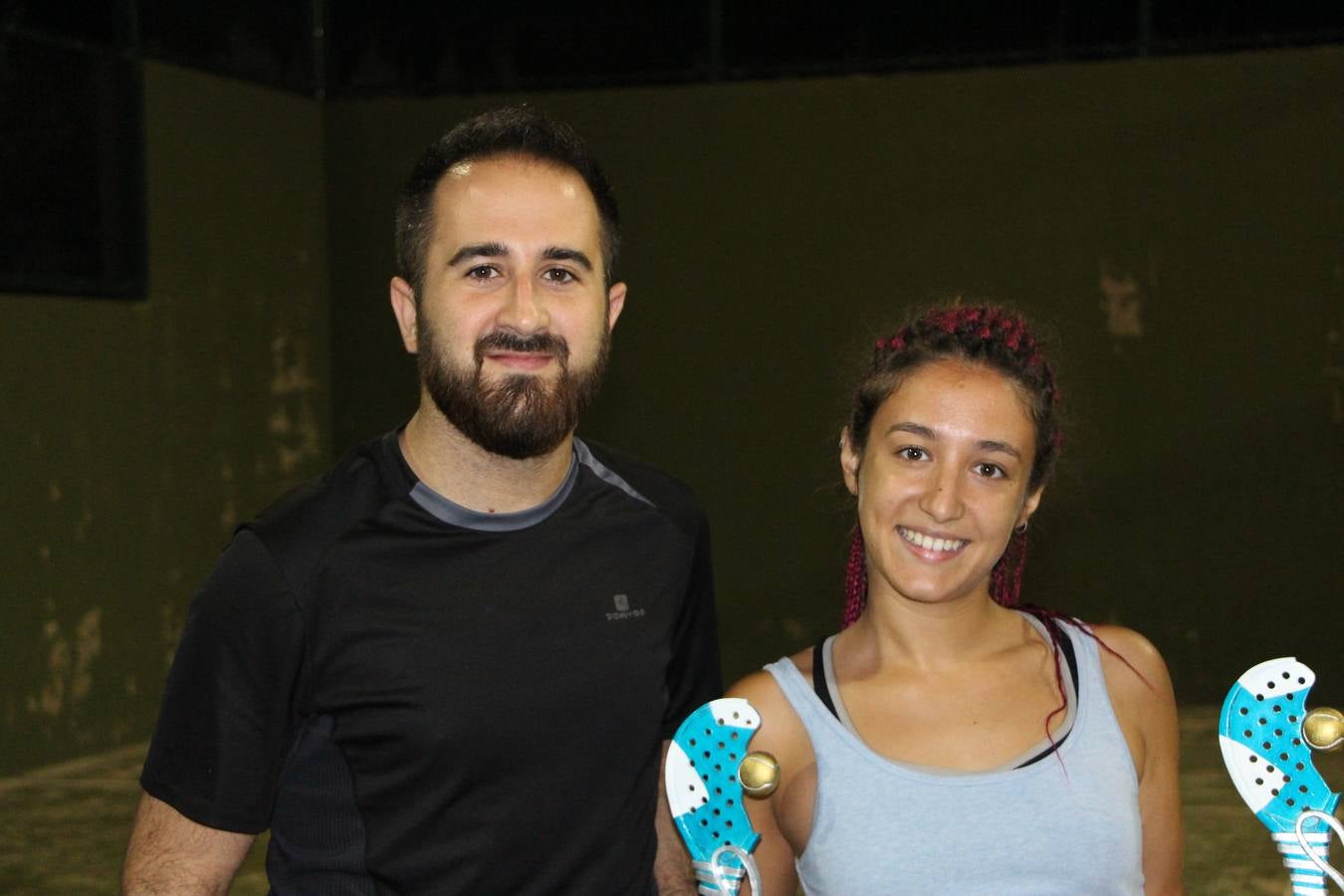 José Luis Castro y María Eugenia Sánchez, campeones del curso de pádel 2017.