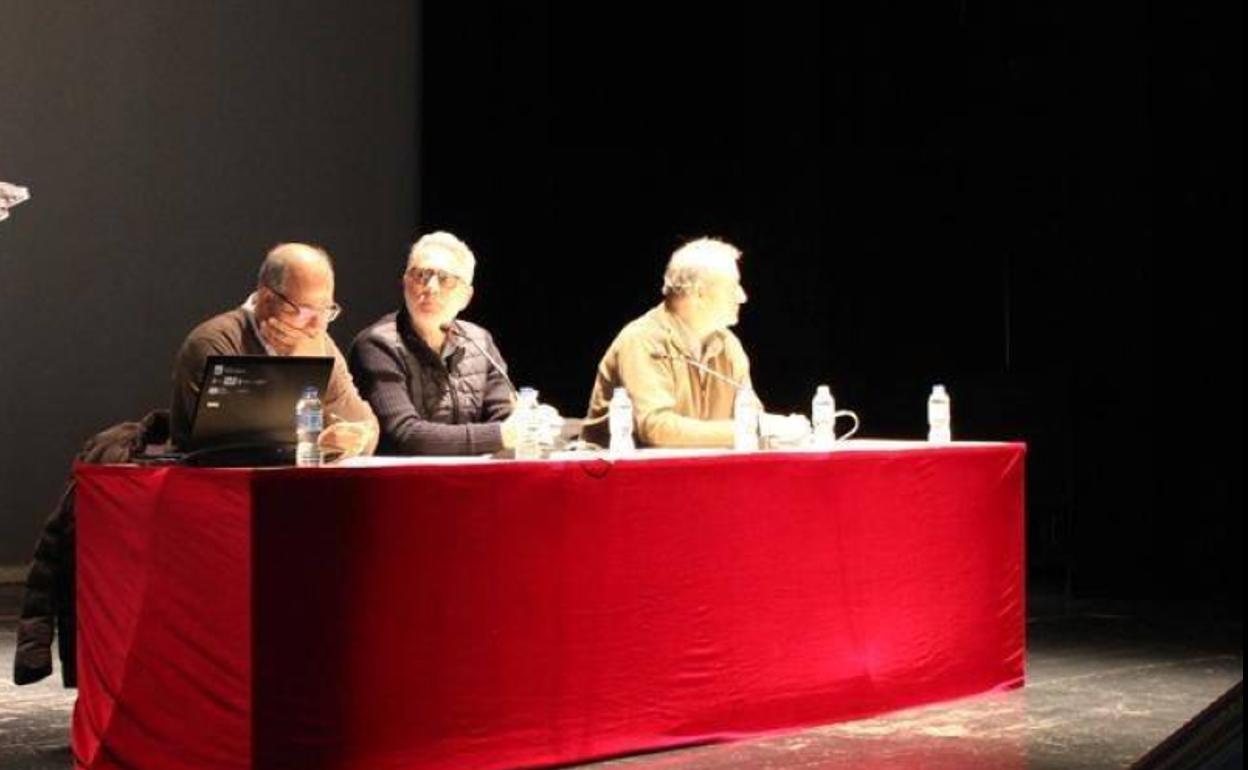 Acto de inauguración de las jornadas técnicas de los agentes del medio natural de Extremadura en Herrera del Duque 