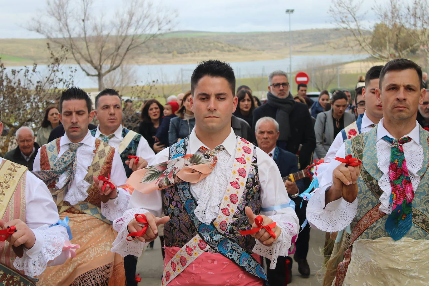 Fotos: Fiestas de los danzantes de San Antón Abad Peloche 
