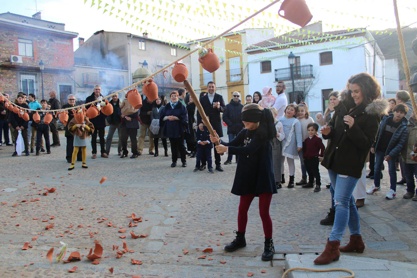 Fotos: Fiestas de los danzantes de San Antón Abad Peloche 