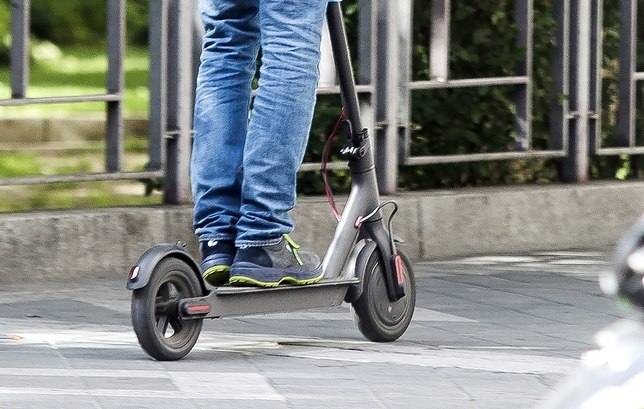 Una nueva Ordenanza sobre Tráfico regula el uso de patinetes eléctricos en Herrera del Duque