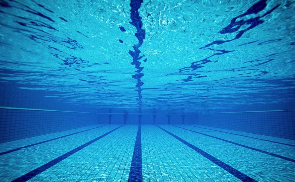 La zona de baño de la piscina climatizada permanecerá cerrada durante esta semana