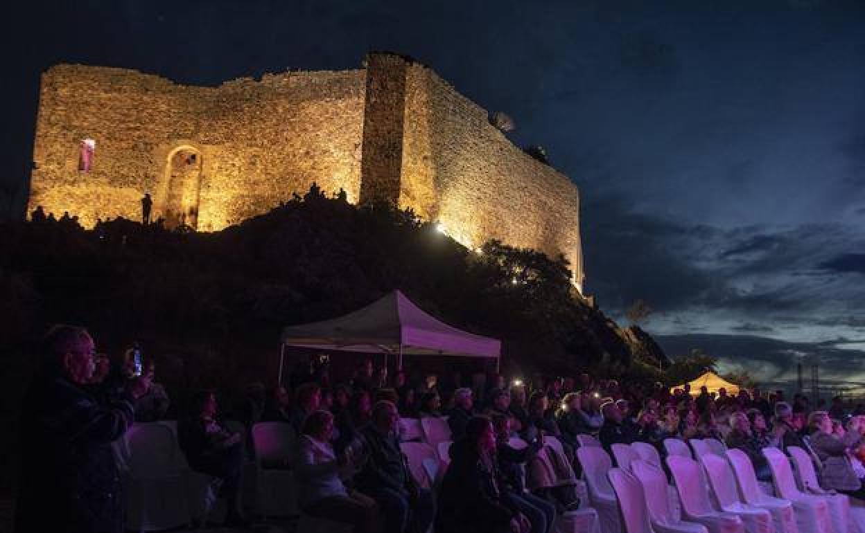 El próximo sábado 24 de julio se realizará una visita guiada al castillo de Herrera del Duque por la noche