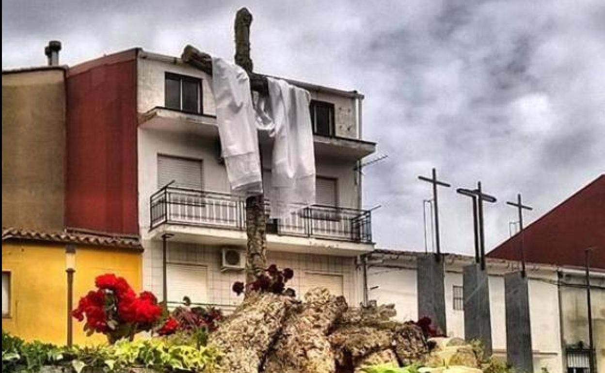 El 3 de mayo se celebra en Herrera del Duque las tradicionales cruces de mayo