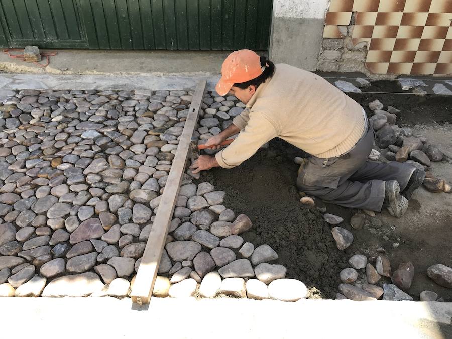 Antes de agosto acabarán las obras de la calle La Virgen