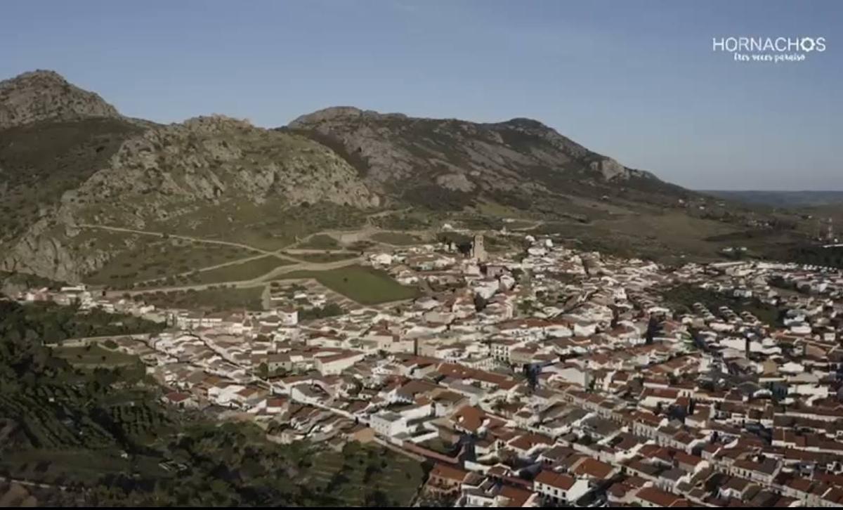 El nº total de turistas que nos han visitado de Enero a Febrero de 2023 ha sido de 1.826