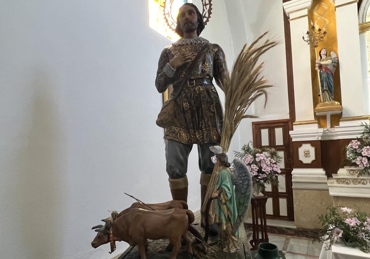 Ángel Joaquín Benitez Macías «Mayordomo de San Isidro», confiamos que el patrón de los labradores no nos deje sin las lluvias