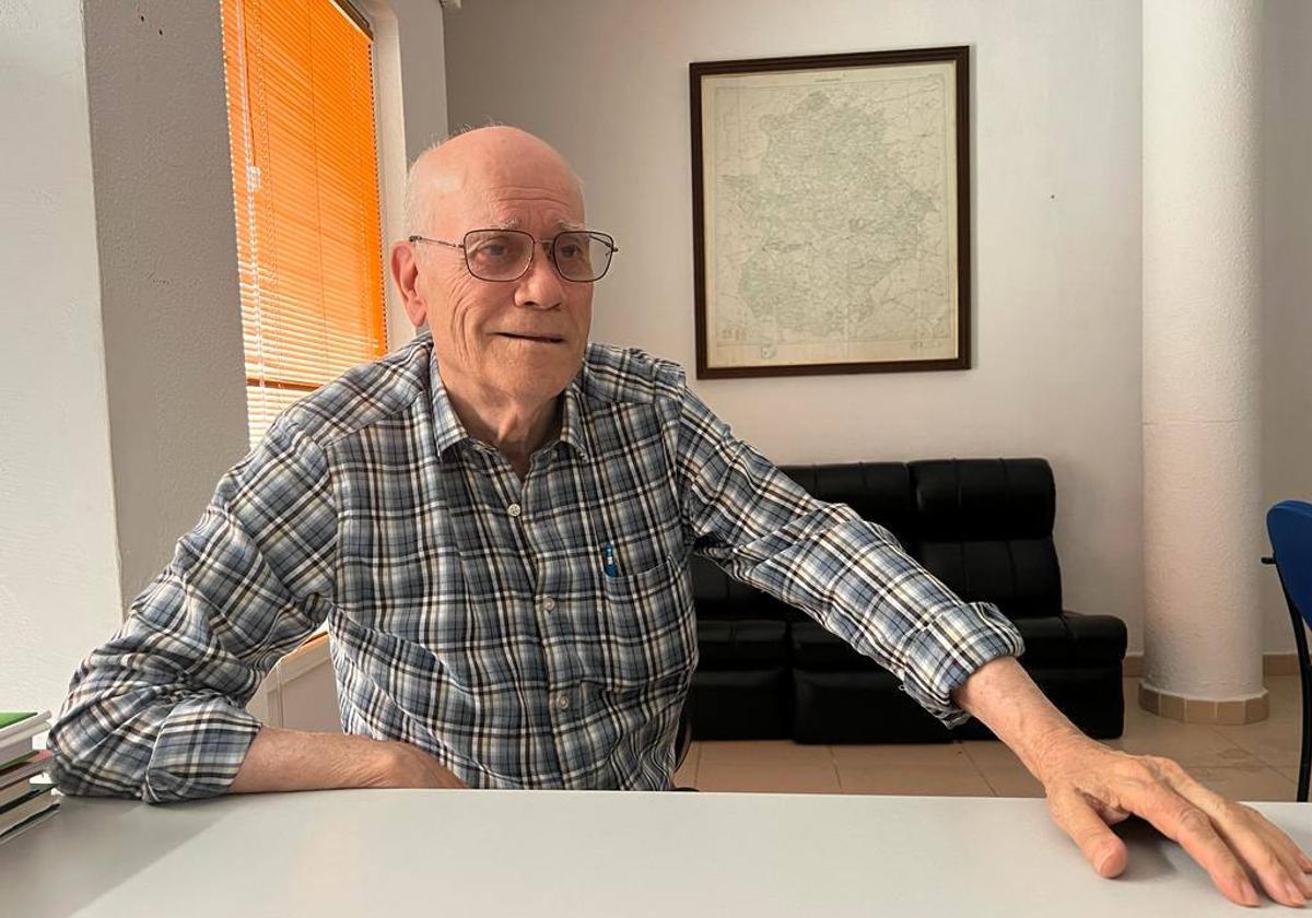 Alonso Manzano Becerra, hornachego de Cáceres……, «tendría para escribir un libro de situaciones a cual más divertida y surrealista»