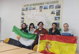 Profesoras de Hornachos junto a compañeras de Torremejia