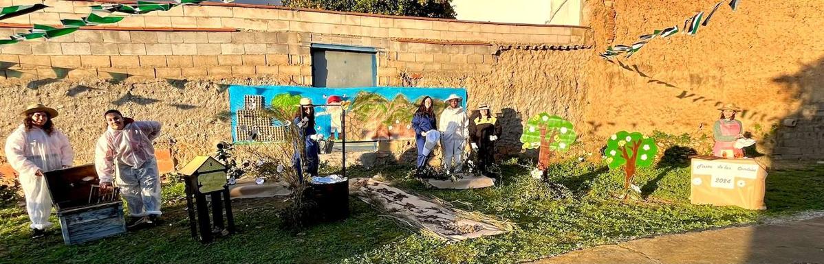 «Los Apicultores» se alzan con el primer premio en el concurso de Candelas llevado a cabo este pasado sábado