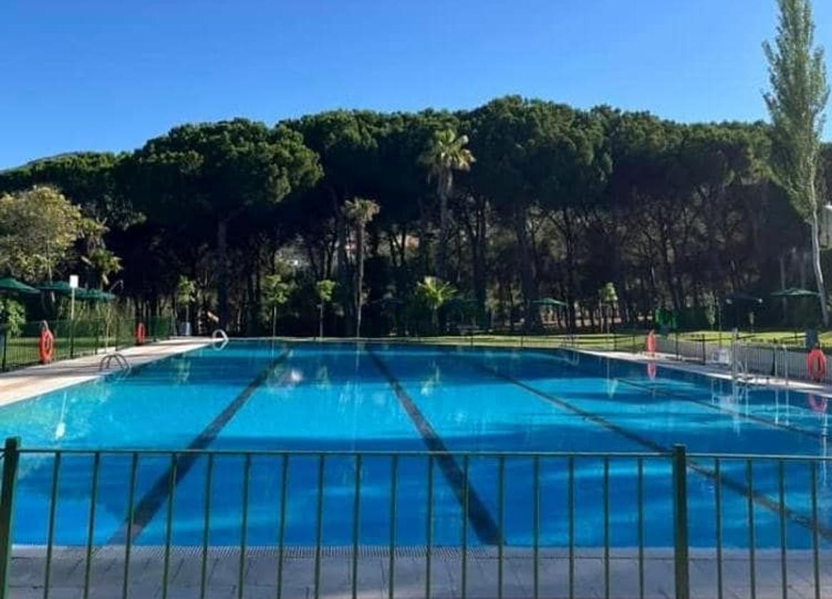 El equipo de Gobierno del Ayto de Hornachos sale al paso de la nota del PP sobre «reorganización de horarios» de la Piscina