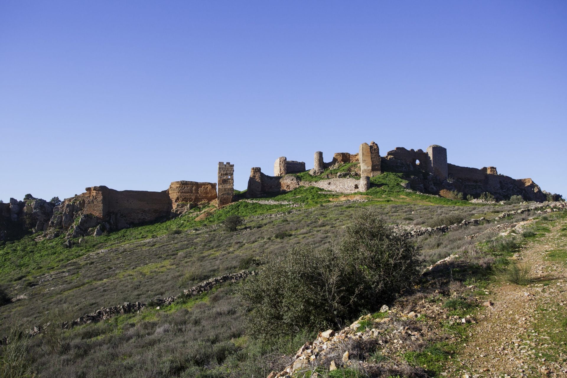 La Junta de Extremadura destina 100.000 euros para el nuevo camino del Castillo
