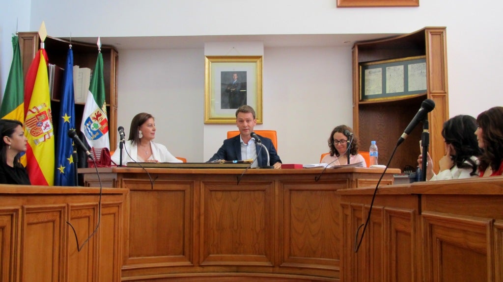 Pleno constitutivo.