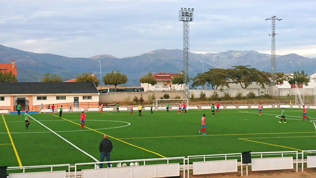 El Jaraíz en el polideportivo municipal en otro partido anterior.