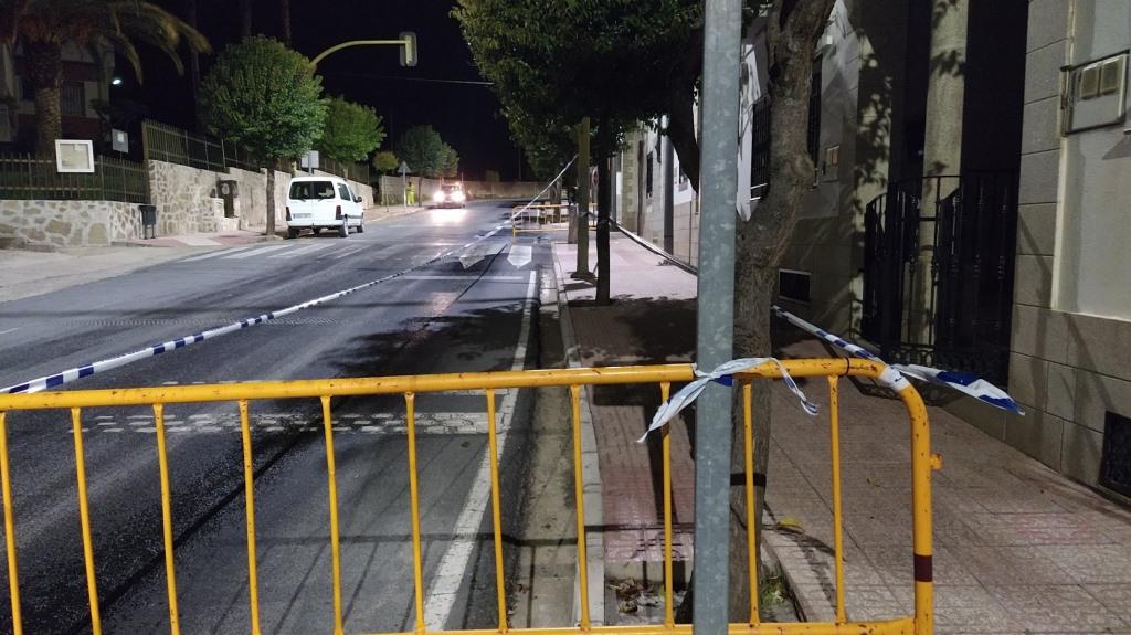 Zona del vertido de aceite al lado del colegio Gregoria Collado. 