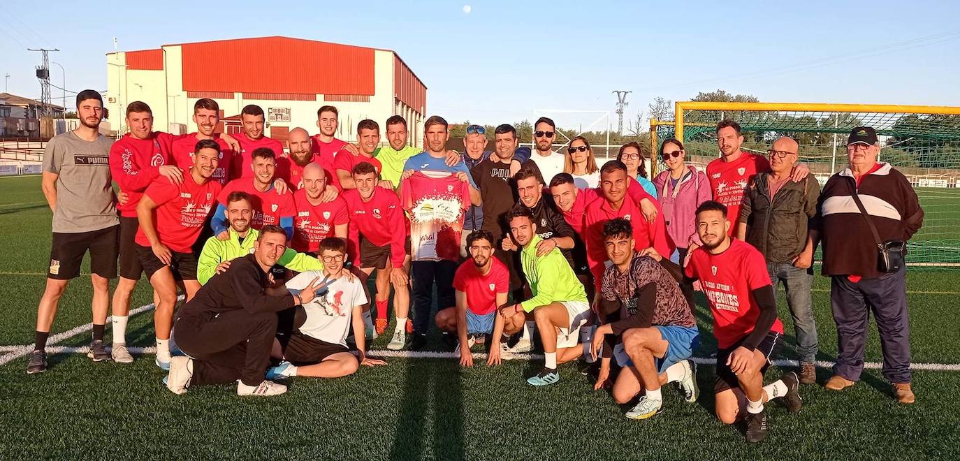 Dani Baños renueva por otra temporada más como entrenador del Jaraíz