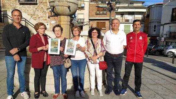Entrega de los beneficios del cross y la ruta senderista 'Camino de la Dehesa de la Ermita'
