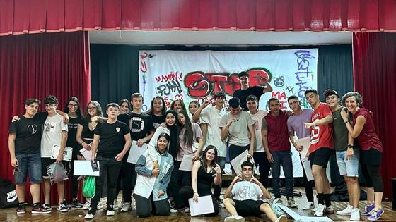 Los alumnos del Gonzalo Korreas presentan 'Porque te quiero'