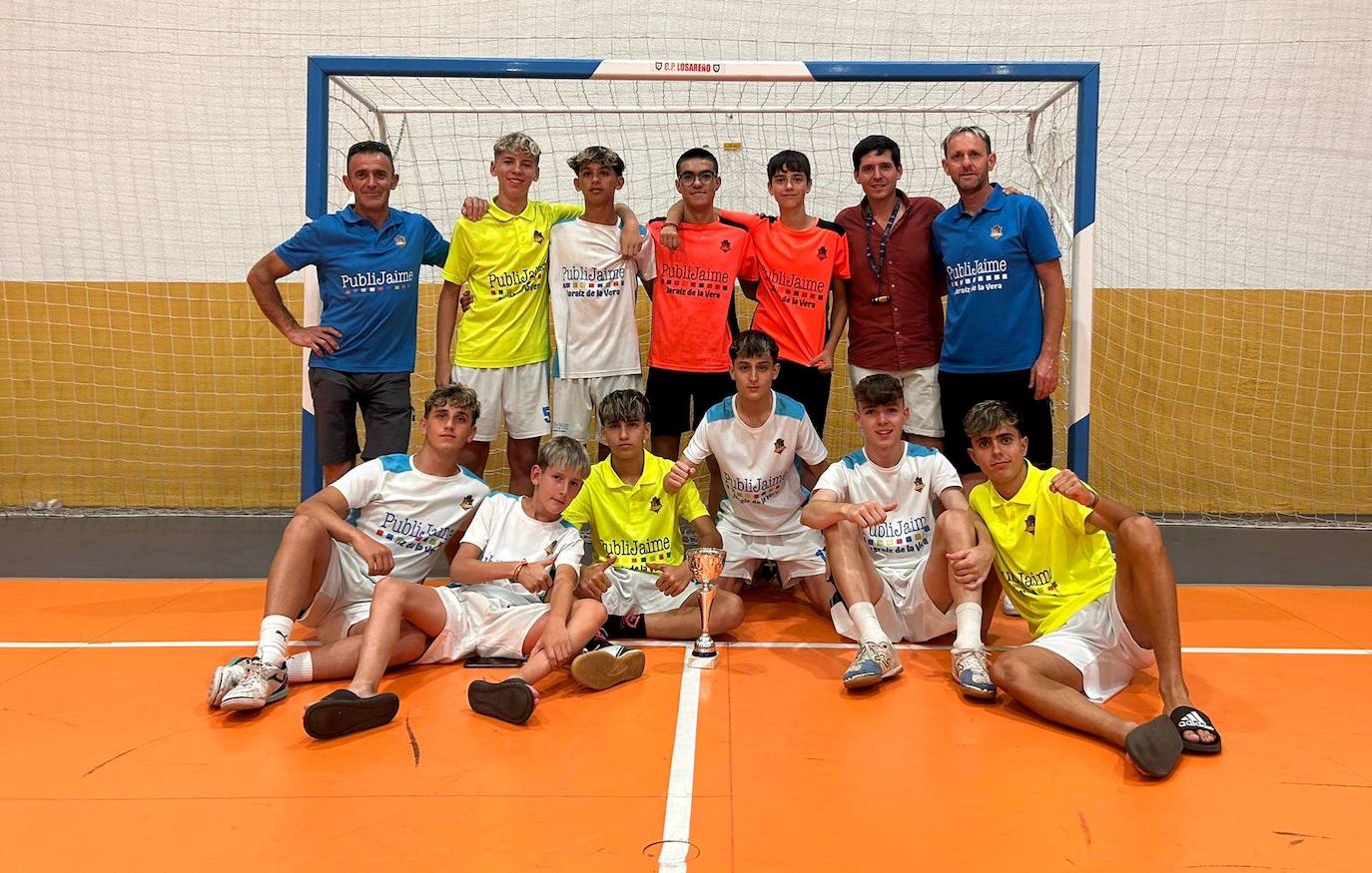 El Sporting-Publijaime Jaraíz, campeón cadete de las 24 horas de fútbol sala de Losar