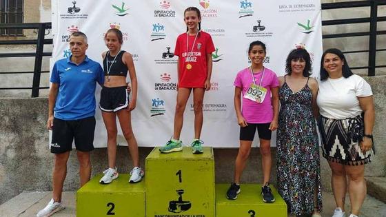 La alevín jaraiceña Daniella Paniagua, seis carreras, seis victorias en el circuito verato
