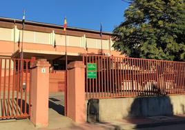 Centro de Educación de Adultos, ubicado en el edificio 'Comarca de la Vera'.