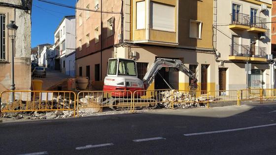 Cortada la circulación por obras en la Ronda de San Isidro