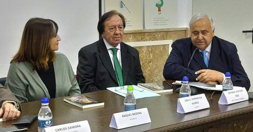 La presentación de 'Jeromín. Don Juan de Austria' llena el auditorio de la Fundación Concha de Navalmoral