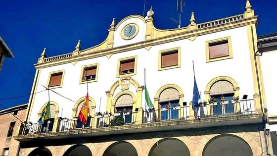 Declarado un día de luto por el fallecimiento de Rufo Gómez, juez de Paz del municipio