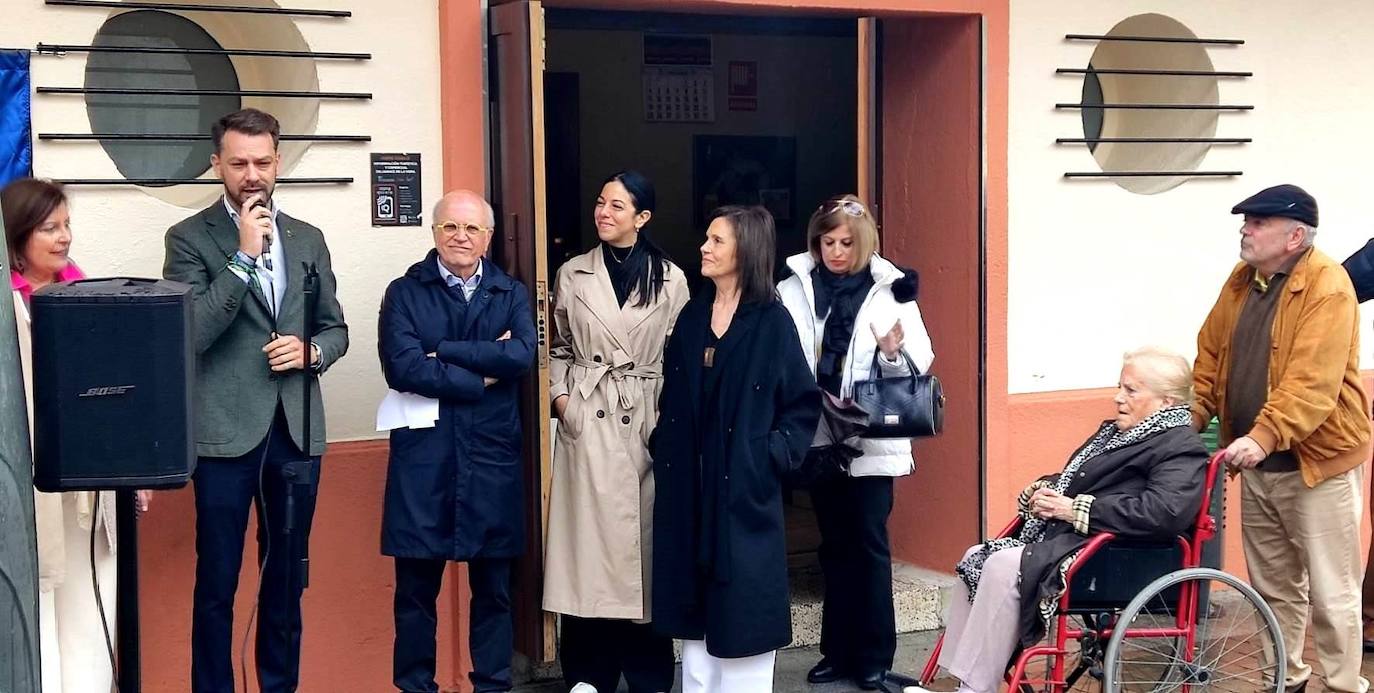Homenaje a Román Castañera López, promotor del teatro-cine Avenida