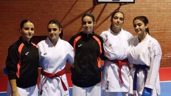 Siete medallas para el Club de Karate Jaraíz en el Campeonato de Extremadura