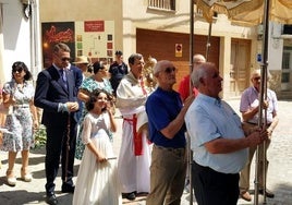 La procesión recogiéndose en la iglesia de San Miguel.