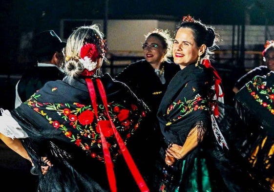 Hoy, Festival Nacional de Folklore Villa Safariç