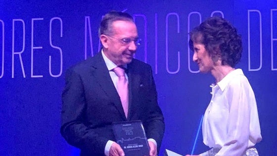 En su especialidad, Adrián Alegre recibe el premio 'Mejor Médico de España 2025'