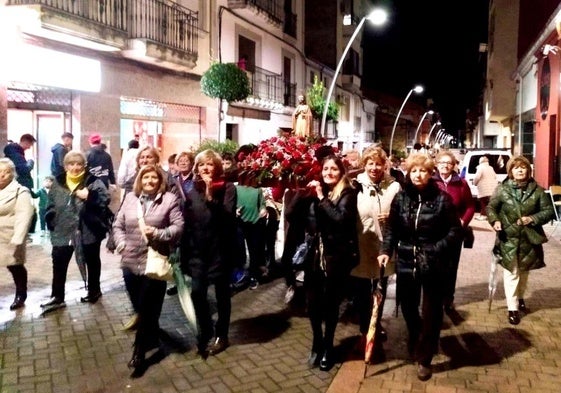 Las amas de casa festejan a su patrono, el Cristo de las Mujeres