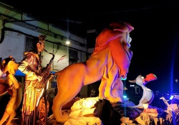 El Rey León llena de magia y gente el centro urbano de Jaraíz