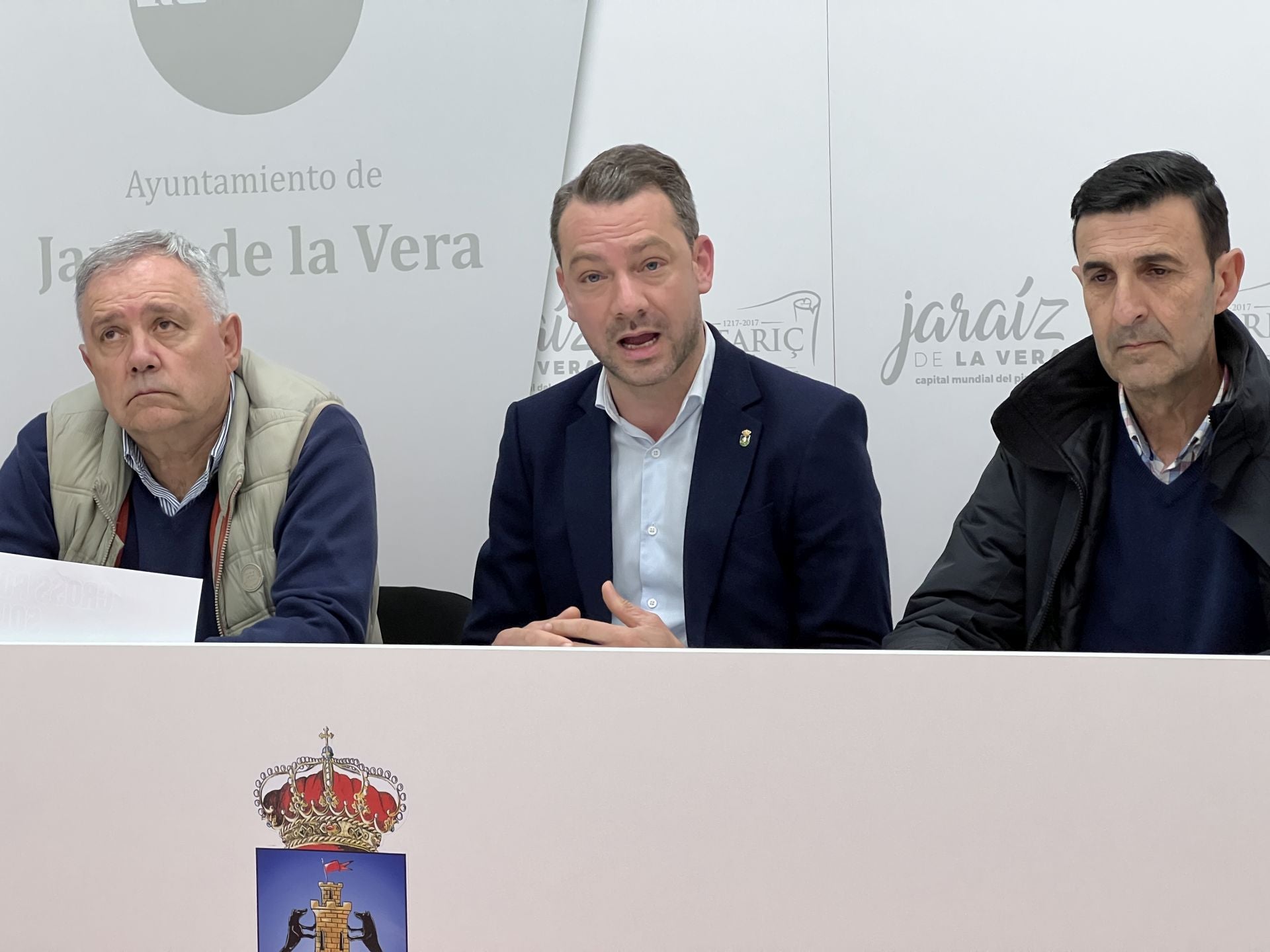 Intervención del alcalde durante la presentación del programa del cross y la ruta.