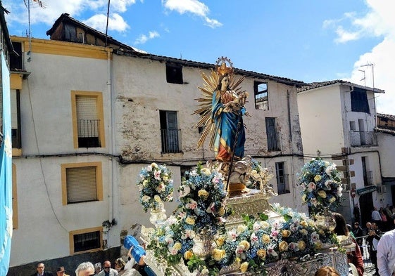 Siete veces recorrerá las calles jaraiceñas la Patrona durante sus fiestas