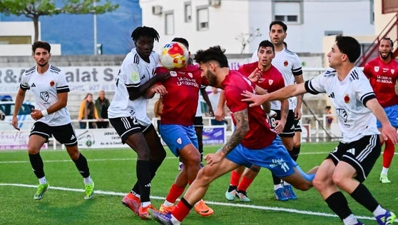 El Jaraíz mereció algo más que un empate ante el Montijo