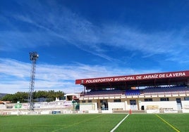 Sale a licitación la iluminación del polideportivo y campo de fútbol